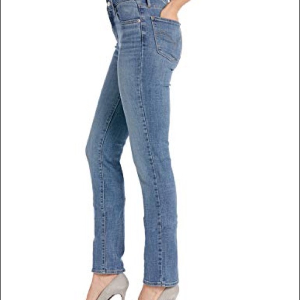 Jeans - Picture 3 of 3